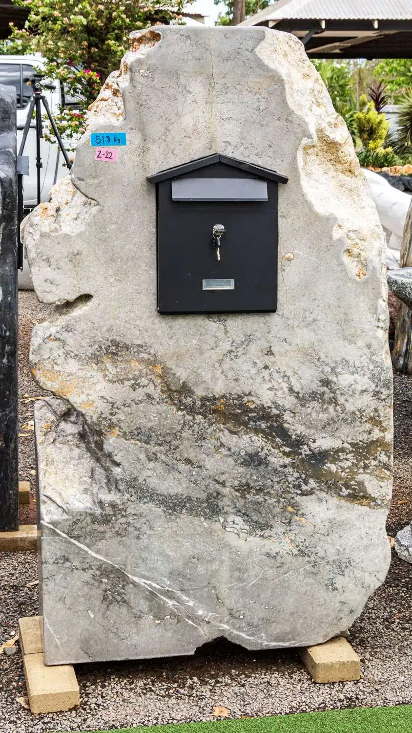 Ornamental stone or garden feature at Finlay's Stone in Holtze — gallery image 8