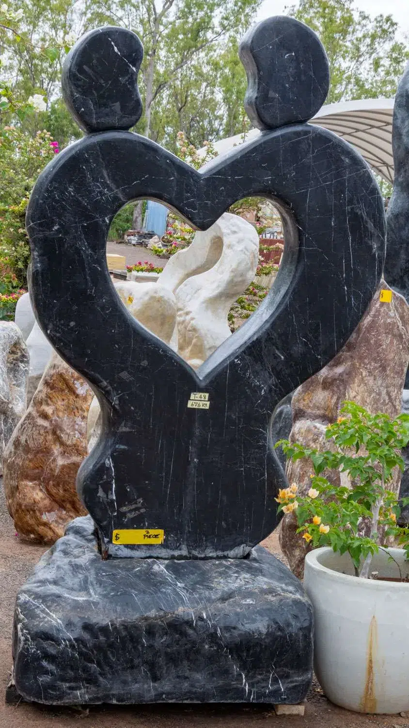 Ornamental stone or garden feature at Finlay's Stone in Holtze — gallery image 12