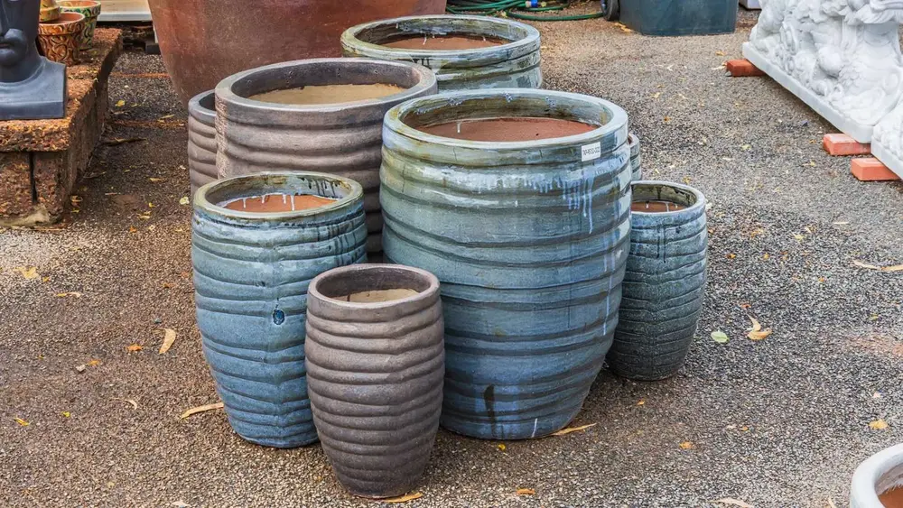 Garden pot display at Finlay's Stone in Holtze — gallery image 2