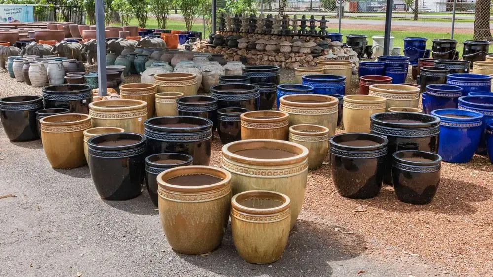 Garden pot display at Finlay's Stone in Holtze — gallery image 4