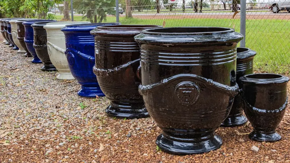 Garden pot display at Finlay's Stone in Holtze — gallery image 8