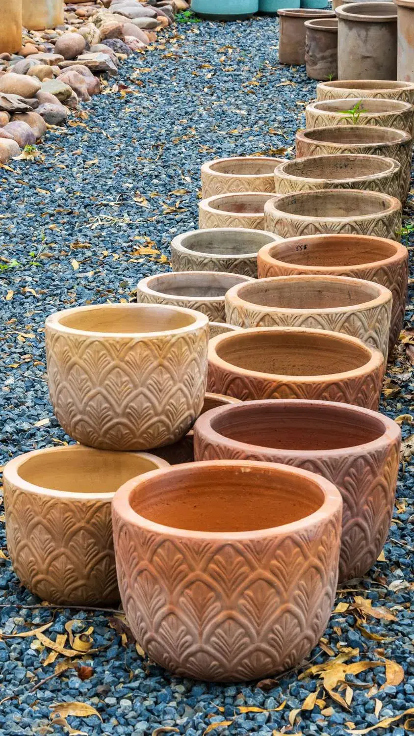 Garden pot display at Finlay's Stone in Holtze — gallery image 82