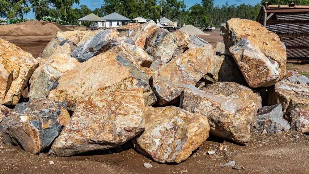Landscape rock or boulder at Finlay's Stone in Holtze — gallery image 1