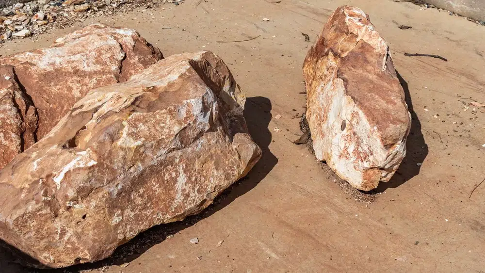 Landscape rock or boulder at Finlay's Stone in Holtze — gallery image 12